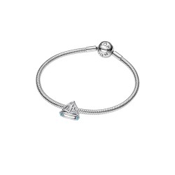 CHARM VELERO EN PLATA DE PRIMERA LEY