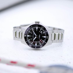 KHAKI NAVY SCUBA AUTO