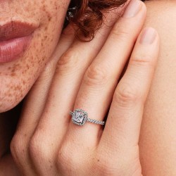 ANILLO HALO CUADRADO BRILLANTE