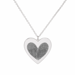 COLGANTE CORAZÓN Y HUELLAS PERSONALIZABLE