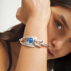 PULSERA SEMIRÍGIDA CRISTAL FACETADO AZUL