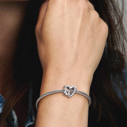CHARM CORAZÓN FILIGRANA FAMILIA ESTRELLA